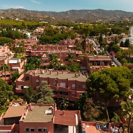 2 Bedroom Front Line Flat In Costabella, Marbella, Apartment Marbella